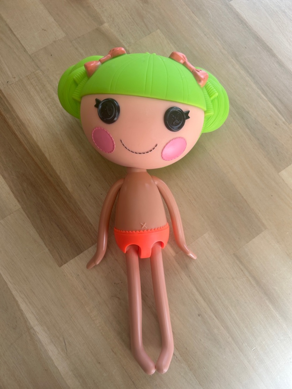 poupées lala loopsy - env. 12" avec cheveux verts et noeuds roses. (30312ELE).